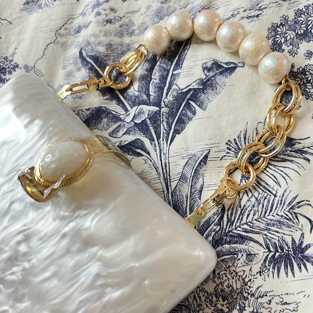 Vintage Pearl Clutch